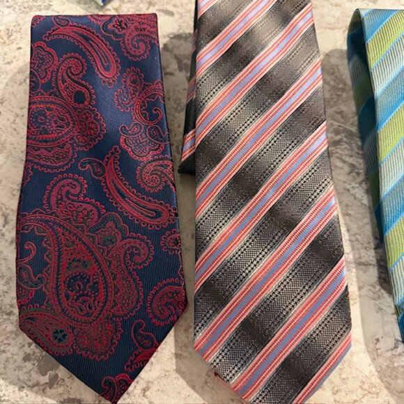Lot of 12 Designer Neckties: Stafford, Saddlebred, Colours, Mashiko, Madison - Picture 7 of 10